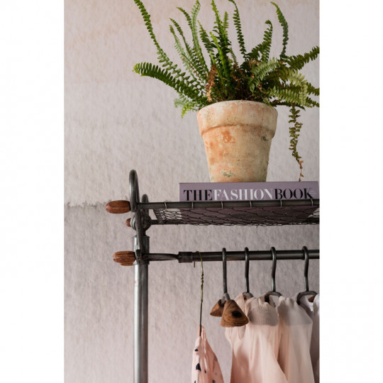 Cabide de Chão Cosmopolitan Cabide de Chão Cosmopolitan